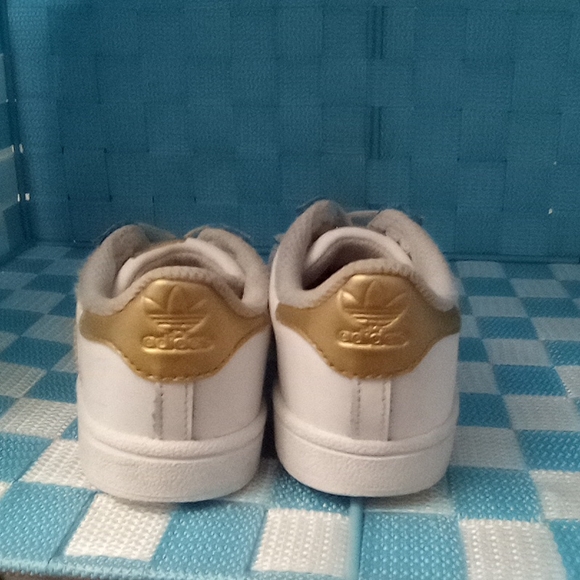 Mini Me Shell Top Adidas Super Stars - Picture 3 of 12